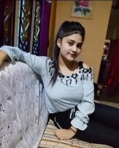 Escorts Service In Renapur